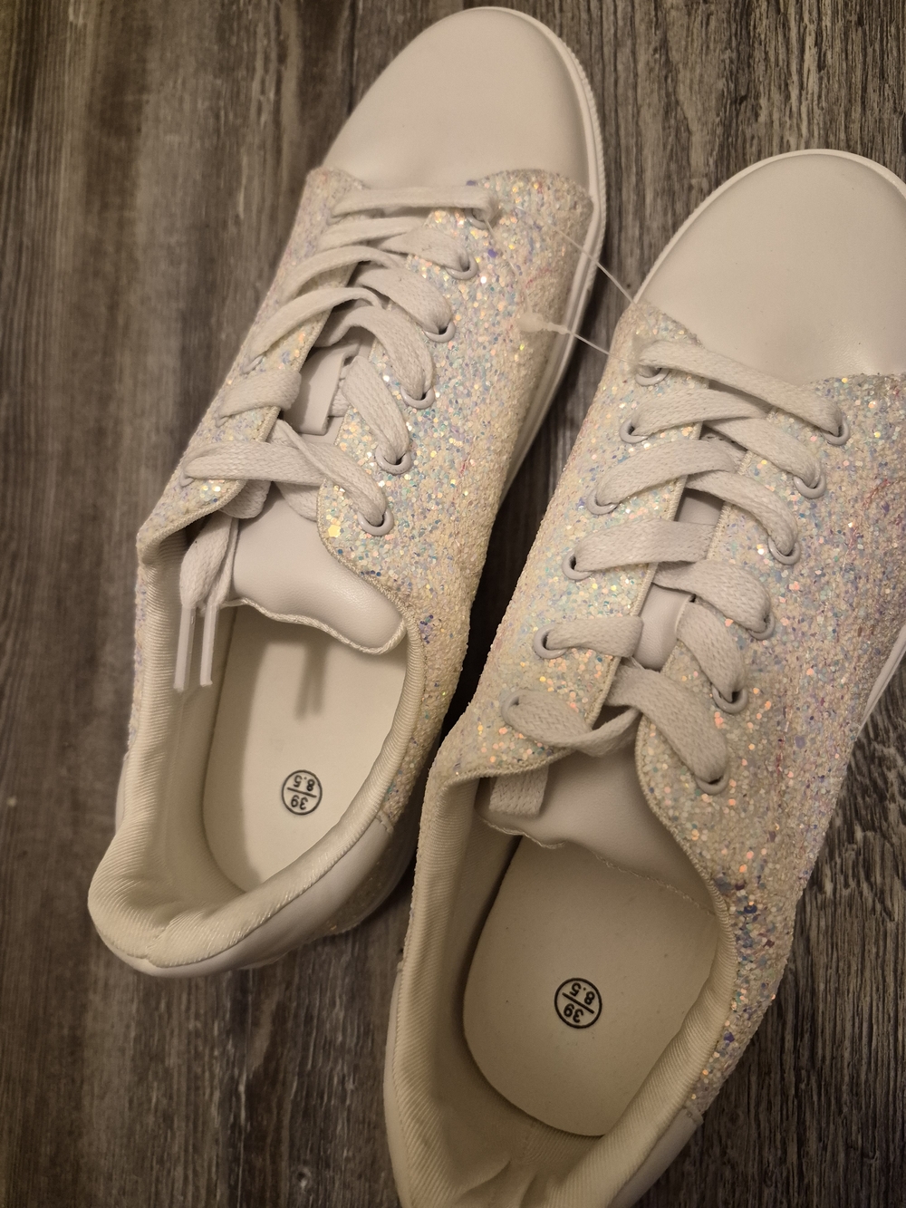 Womens/girls Brand New Sneakers
